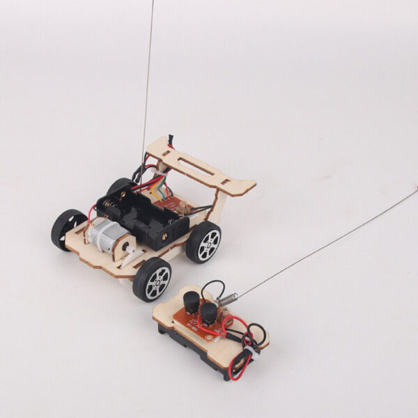 Wooden RC Car Kit DIY Vehicle Model Teaching Learning STEM Project for Students